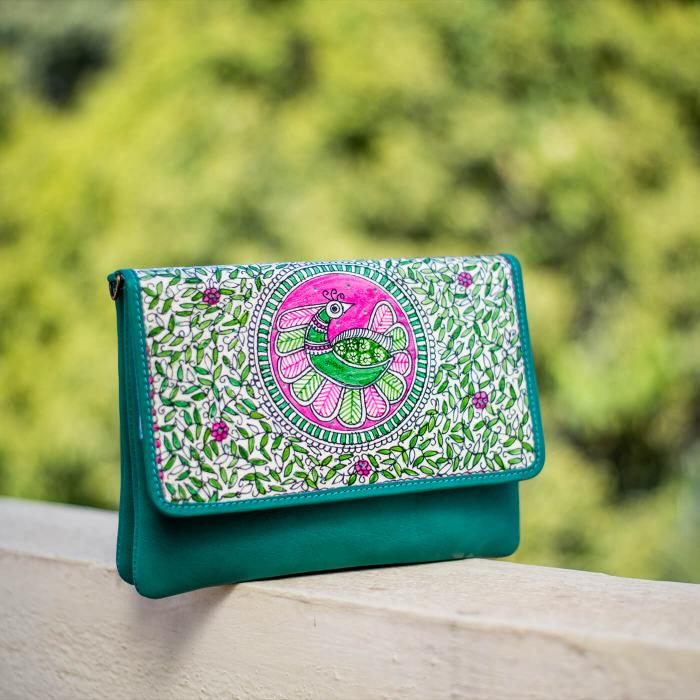 Ladies Leather Shoulder Bag in Green