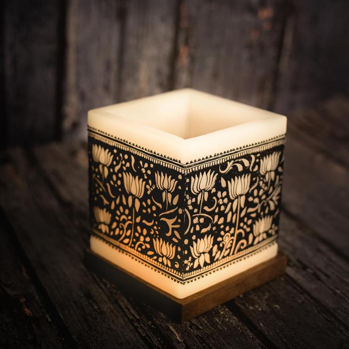 Mehendi Lotus Pattern - Hollow Cuboid Candle