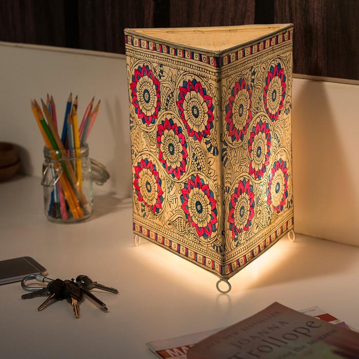 Doodle Flower & Marigold Prism Tholu Bommalata Tabletop Lamp | 11 inches - Zwende