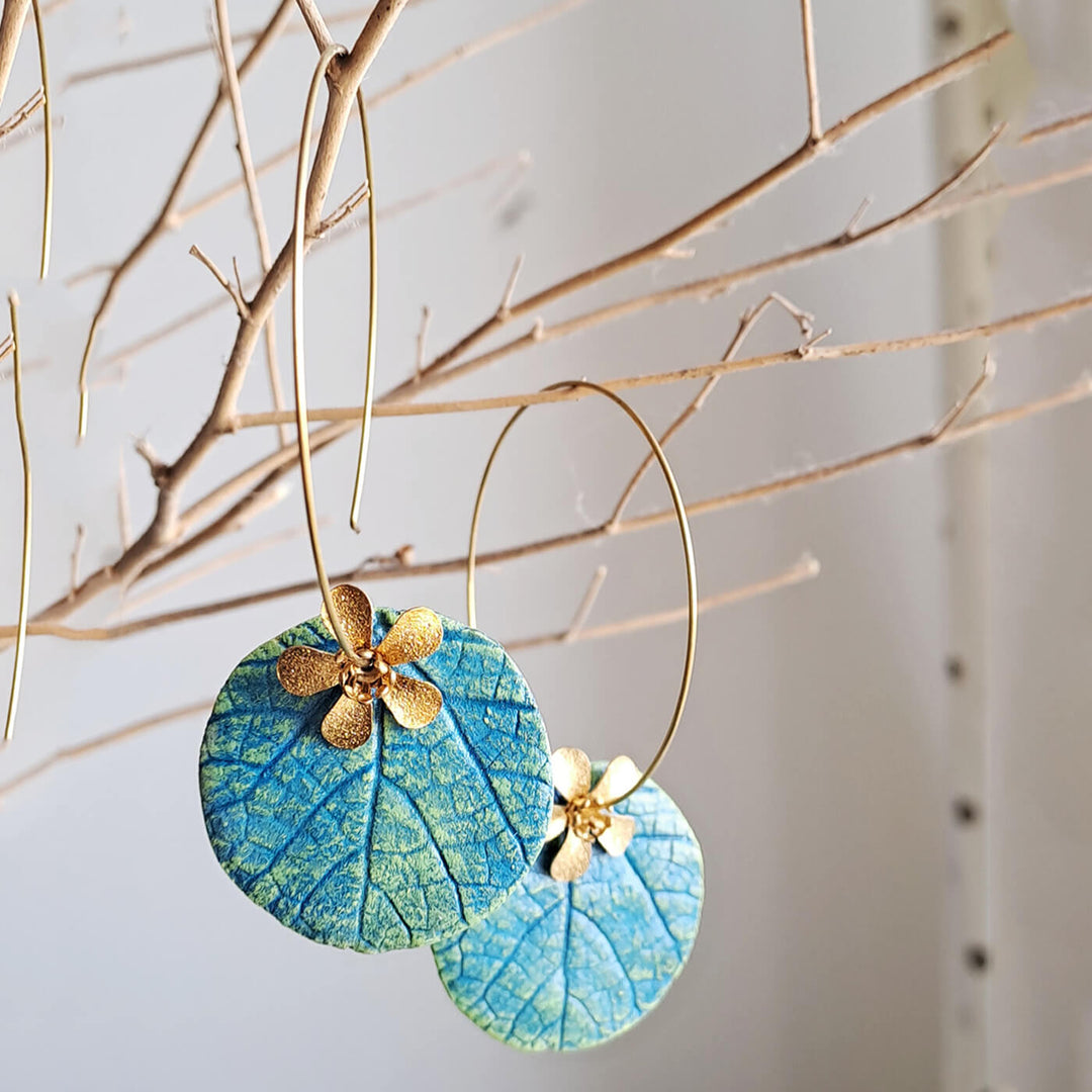 Paper Mache Blue Mulberry Floral Dangler