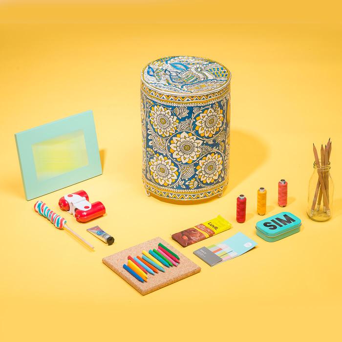 Doodle Peacock & Marigold Tholu Bommalata Tabletop Lamp | 10 inches - Zwende