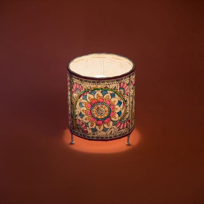 Scallops & Bloom Hand Painted Tholu Bommalata Mini Lamp | 14 inches