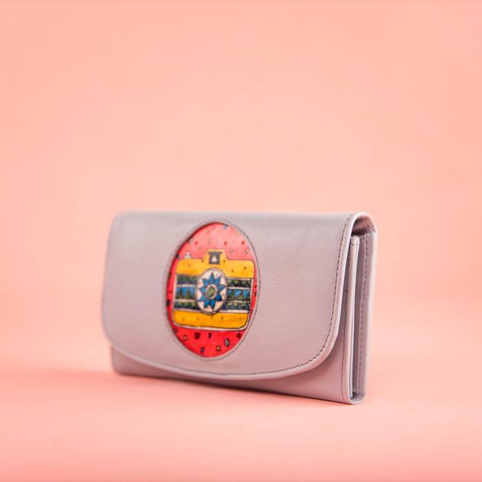 Geometric Camera Wallet in Light Grey