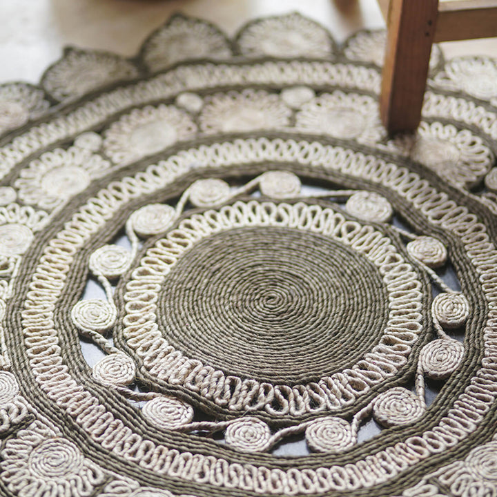 Naturally Round Jute Carpet - Flower