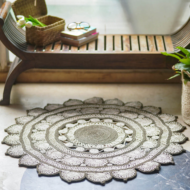 Naturally Round Jute Carpet - Flower