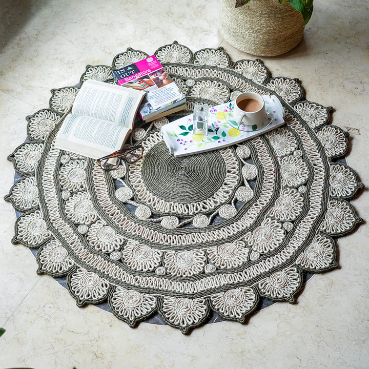 Naturally Round Jute Carpet - Flower