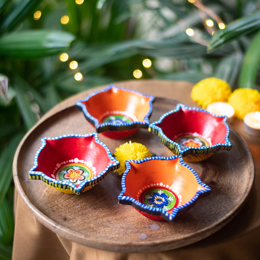 Vibrant Star Diyas - Large - Set of 4