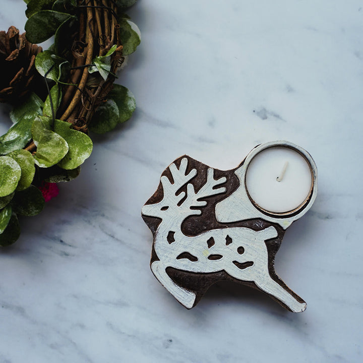 Hand Carved Reindeer Block Wooden Tealight Holder For Christmas Decoration
