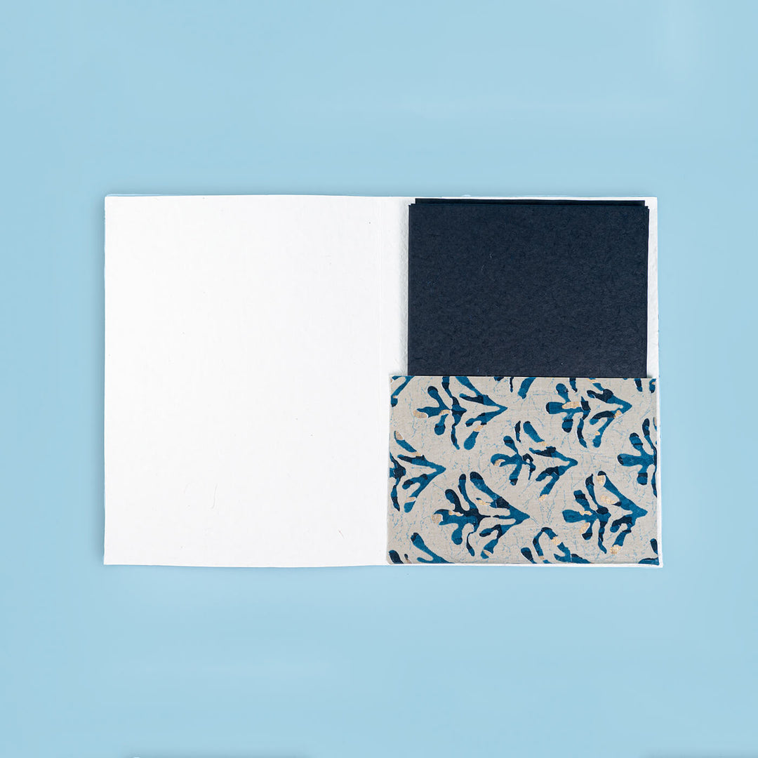 300 GSM, Pack of 15 A4 Size Black Sheets
