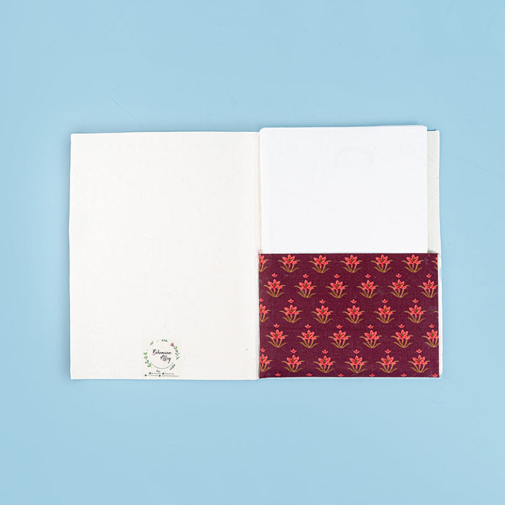 300 GSM, Pack of 15, A4 Size White Sheets