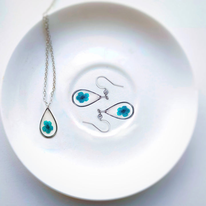 Chirpy Preserved Flower Earrings and Necklace - Plum Blossom