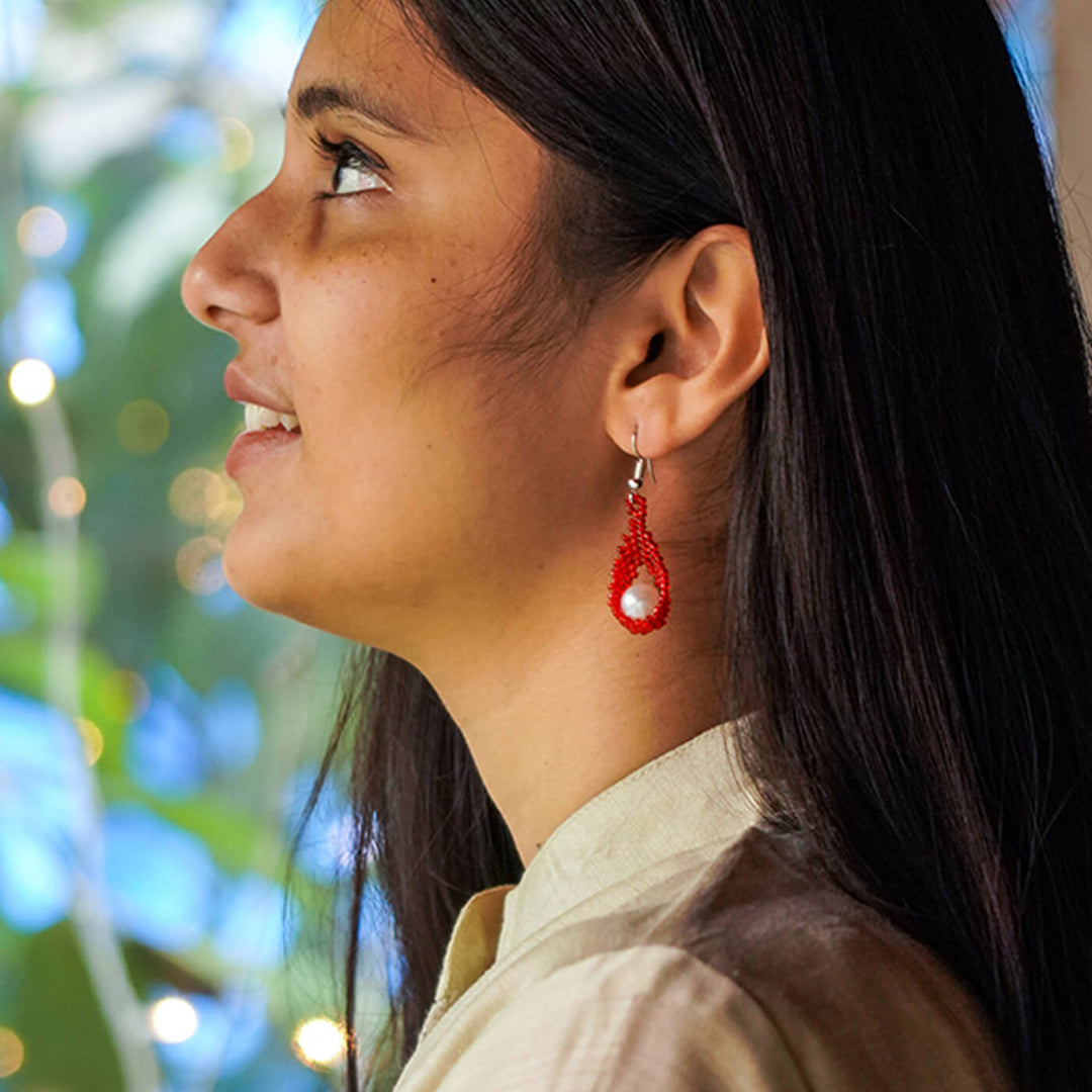 Red and White Tear-Drop Shaped Bead Earrings