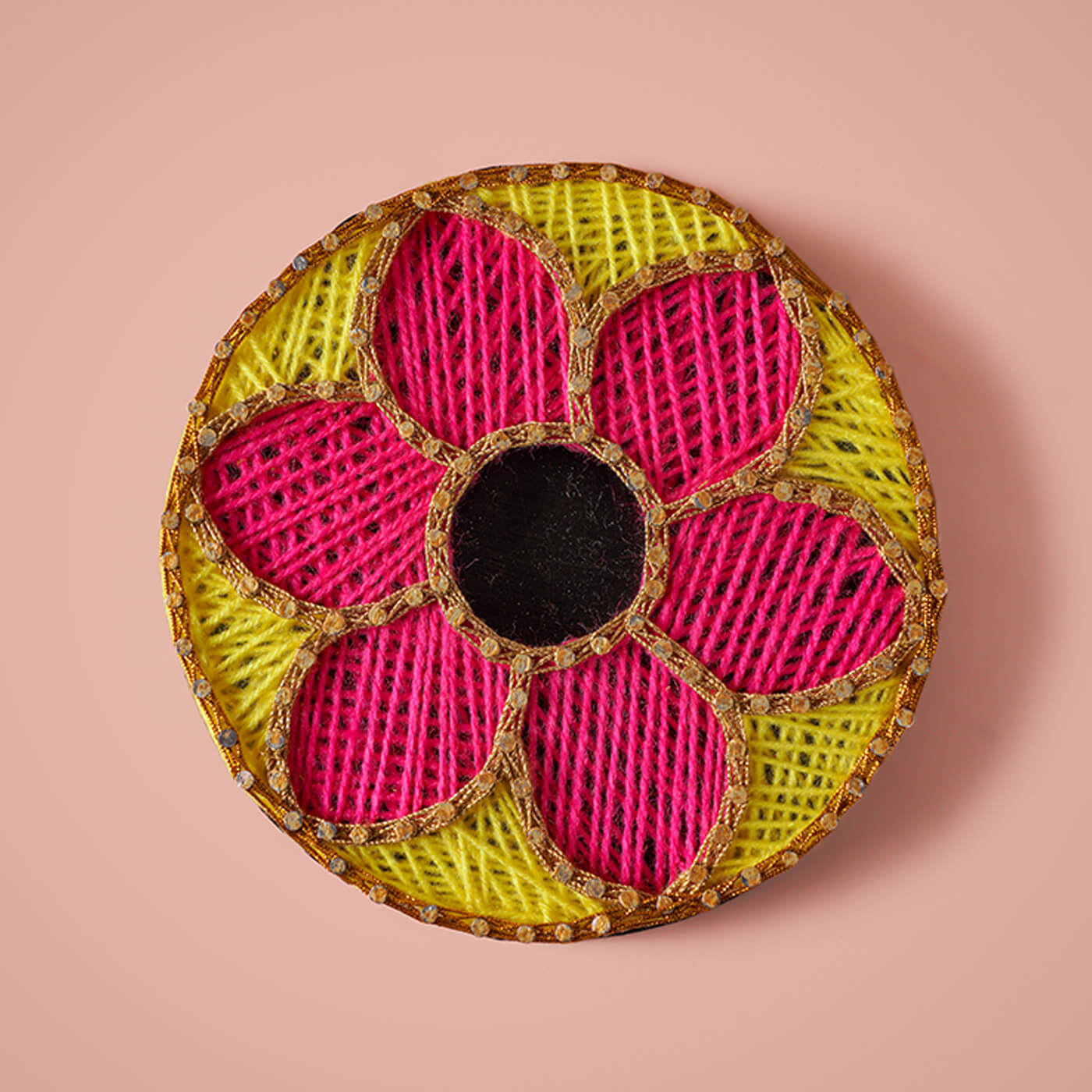 Floral Round String Art Tealight Holder Zwende