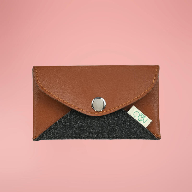 The Travel Companion Eco-felt & Vegan Leather Hamper - Pack of 5