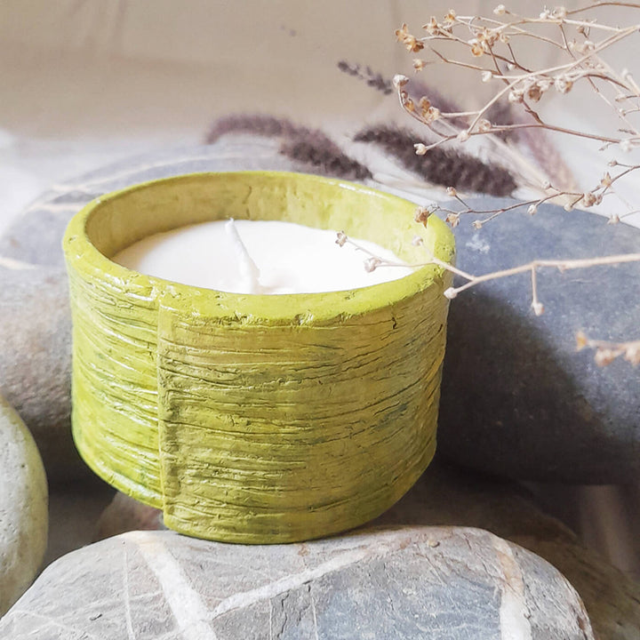 Handmade Yellow Soy Wax Paper Mache Candle For Christmas Decoration