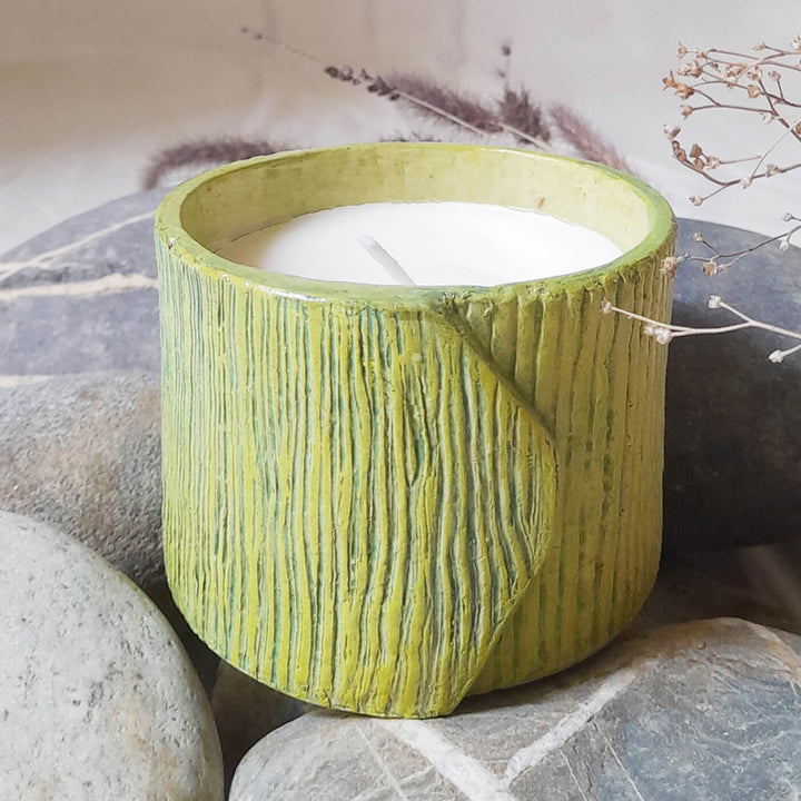 Handmade Semal Bark Texture Soy Wax Paper Mache Candle For Christmas Decoration