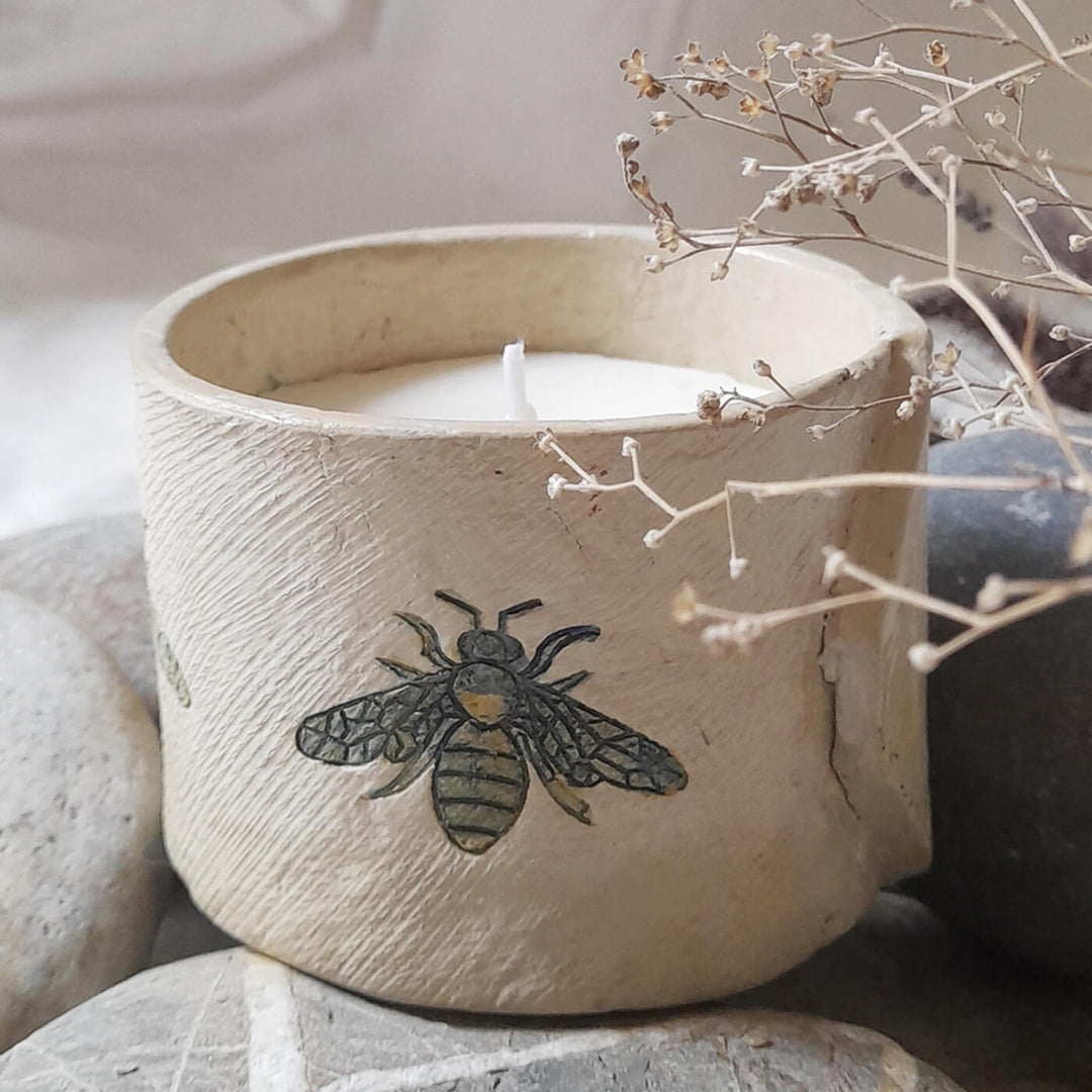 Handmade Green Honeybee Soy Wax Paper Mache Candle For Christmas Decoration