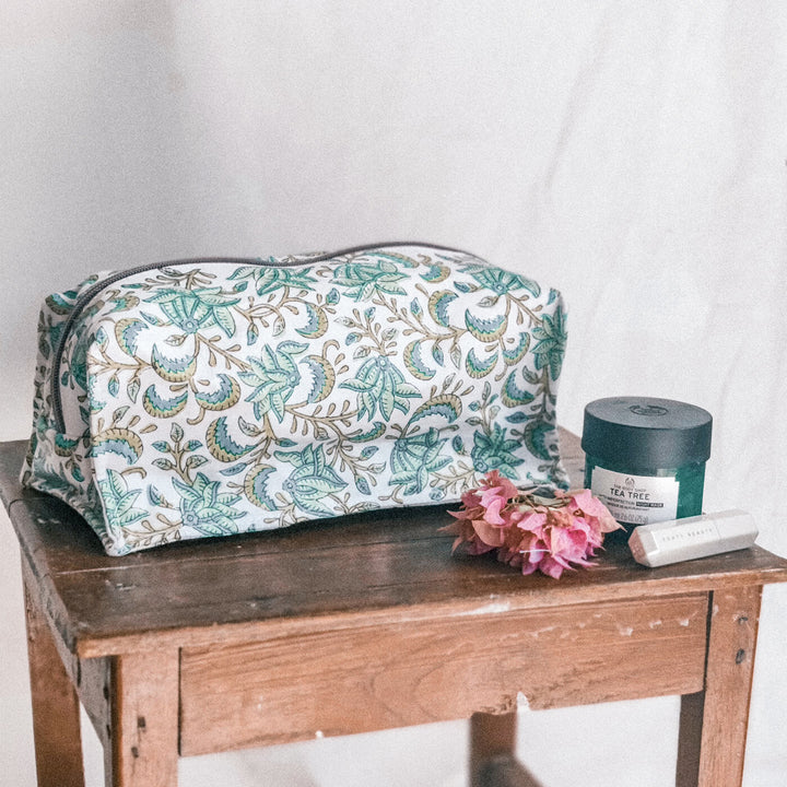 Green Floral Travel Makeup Organizer