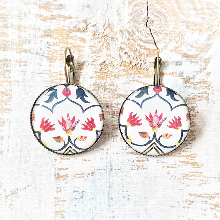 White Taj Mahal - Pietra Dura Painted Earring