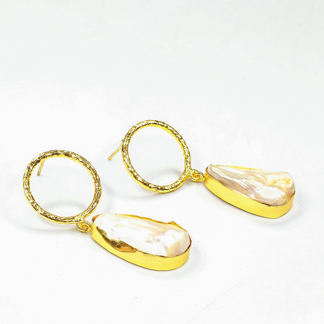 Baroque Teardrop Danglers