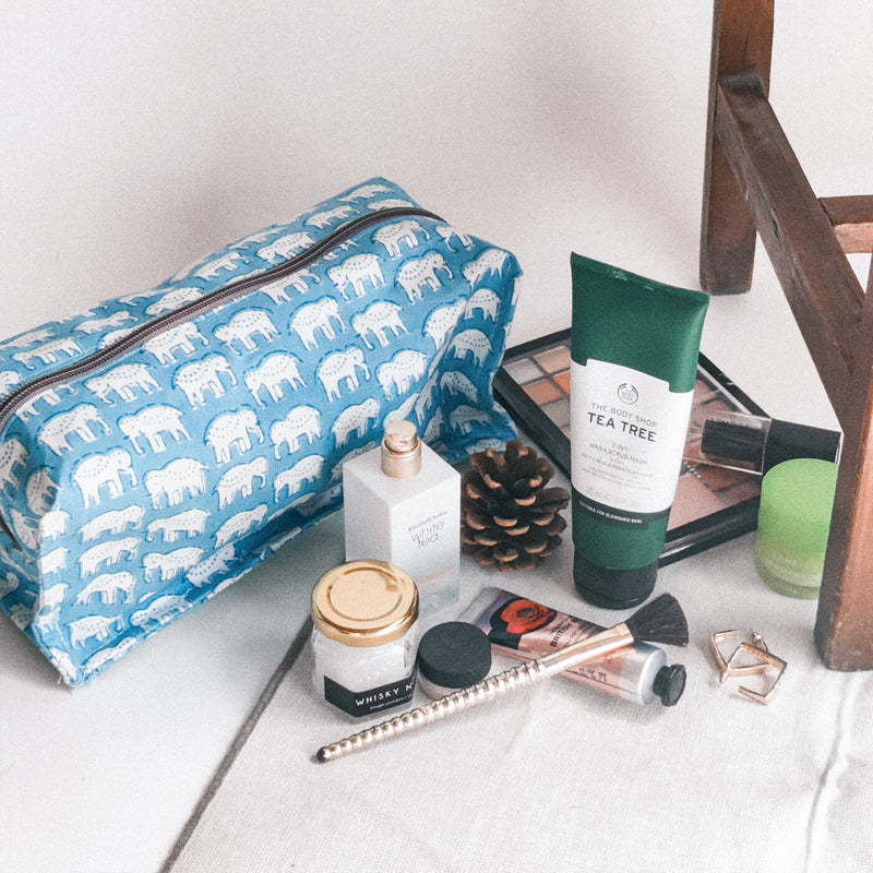 Blue Elephant Motif Travel Makeup Organizer