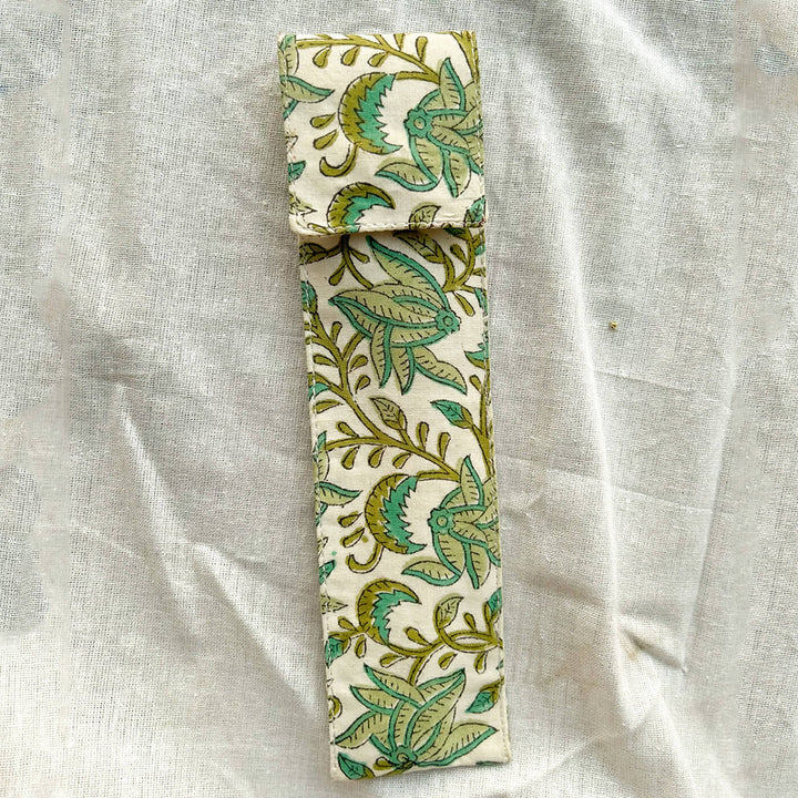 Handmade Cutlery and Straw holder (Assorted Prints)