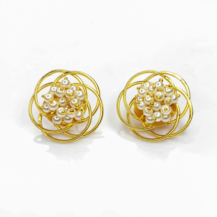 Twisted 18K Gold Polished Pearl Studs