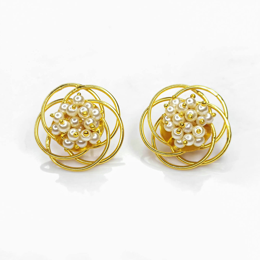 Twisted 18K Gold Polished Pearl Studs