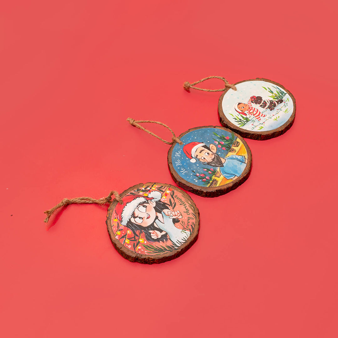 Hand-Painted Cute Family Wooden Bark Ornaments For Christmas Tree Decoration | Set Of 3