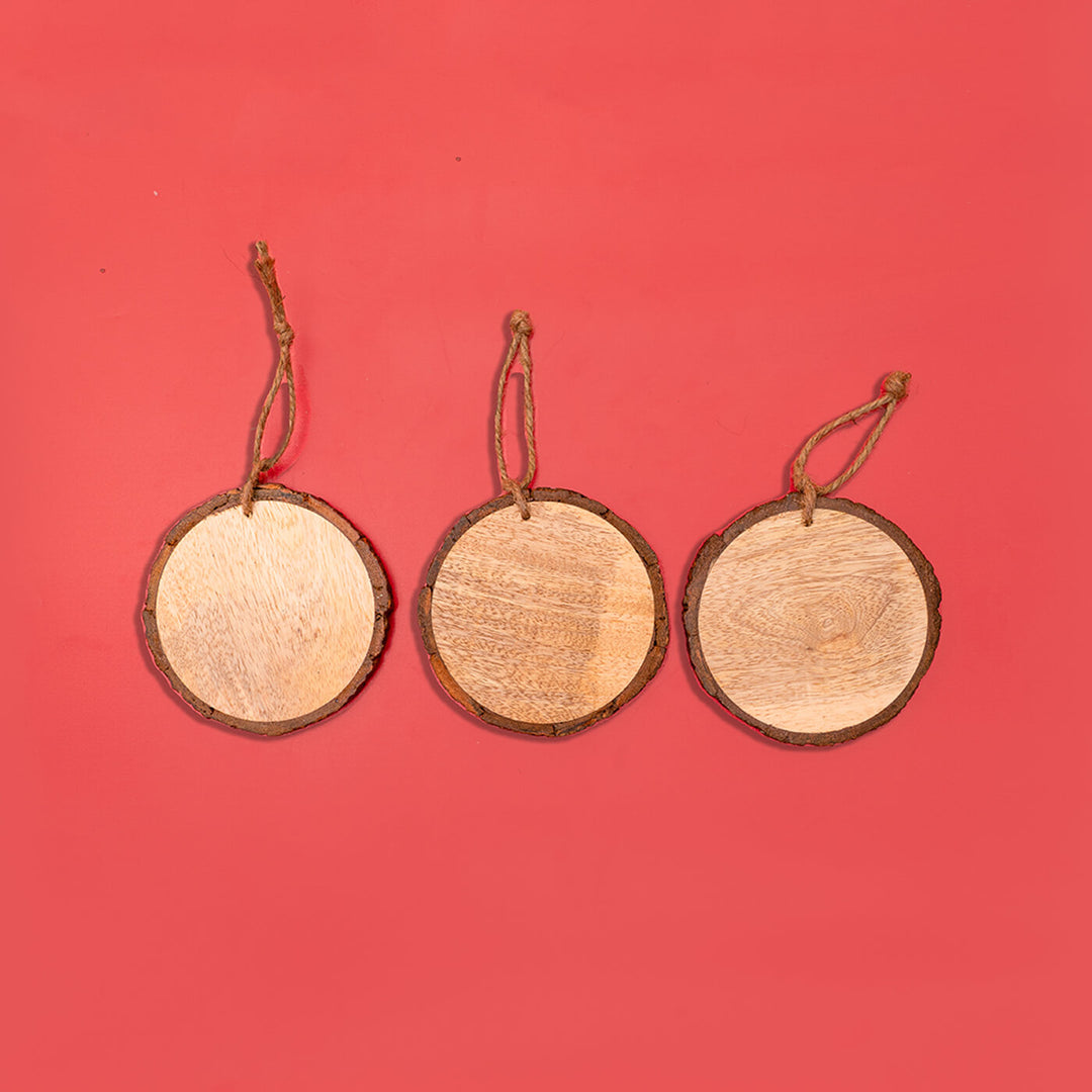 Hand-Painted Cute Family Wooden Bark Ornaments For Christmas Tree Decoration | Set Of 3