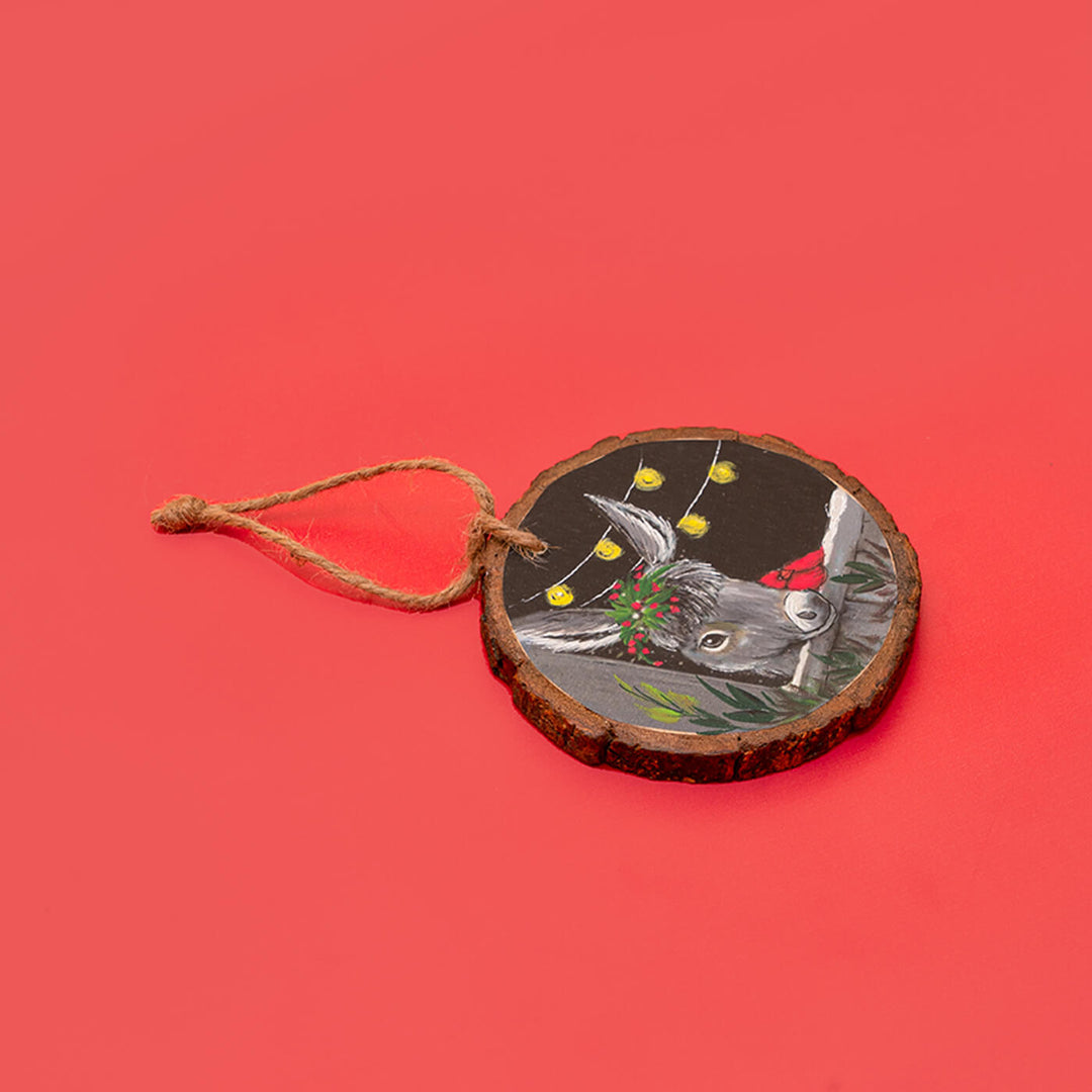 Hand-Painted Grey Horse Wooden Bark Ornament For Christmas Tree Decoration