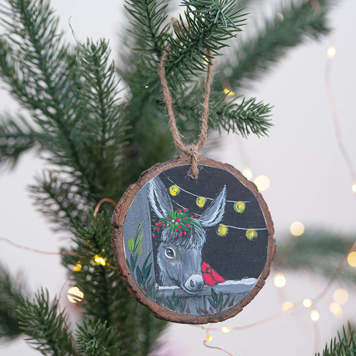 Hand-Painted Grey Horse Wooden Bark Ornament For Christmas Tree Decoration