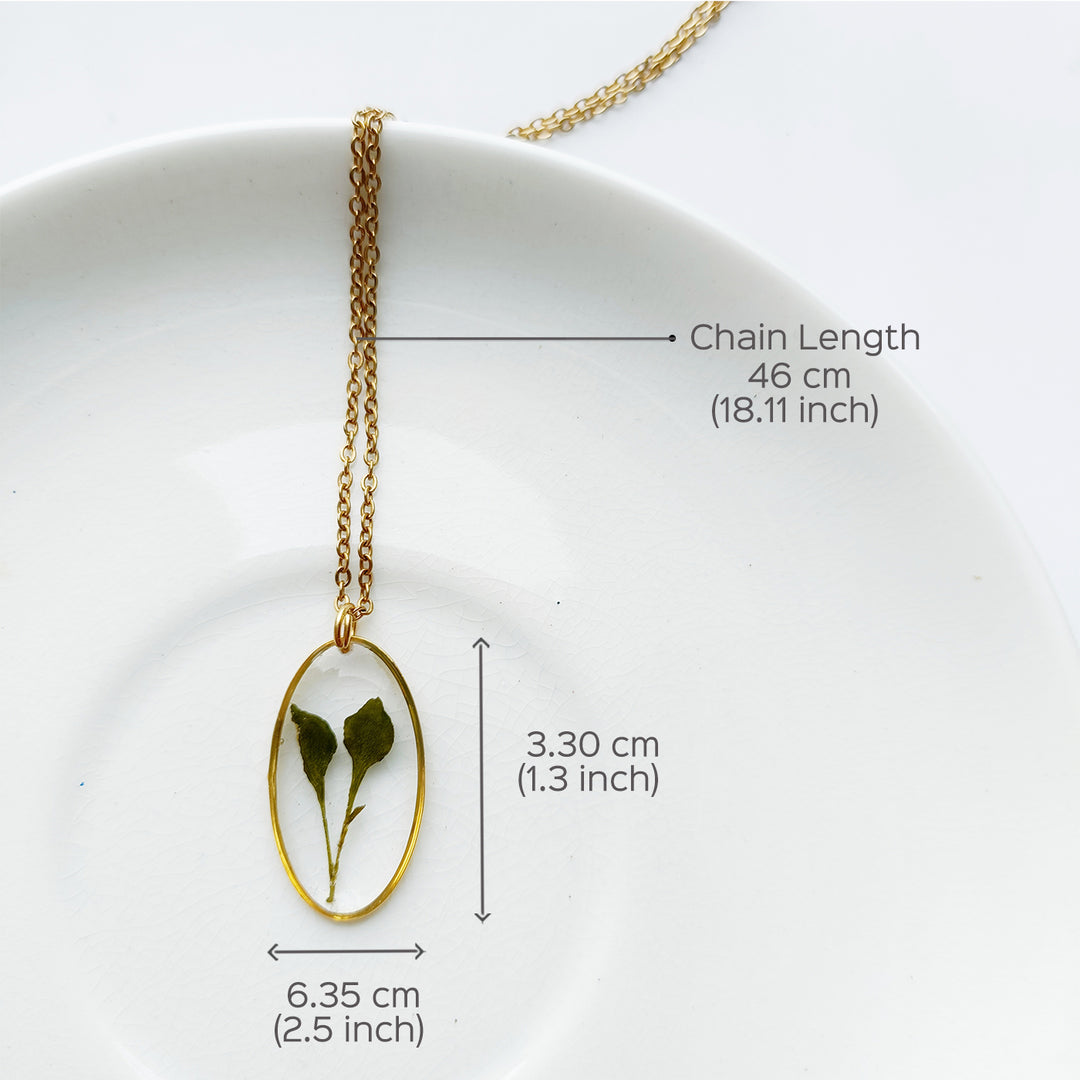 Serene Preserved Flower Necklace - Leaf