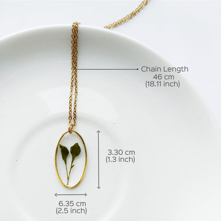 Serene Preserved Flower Necklace - Leaf