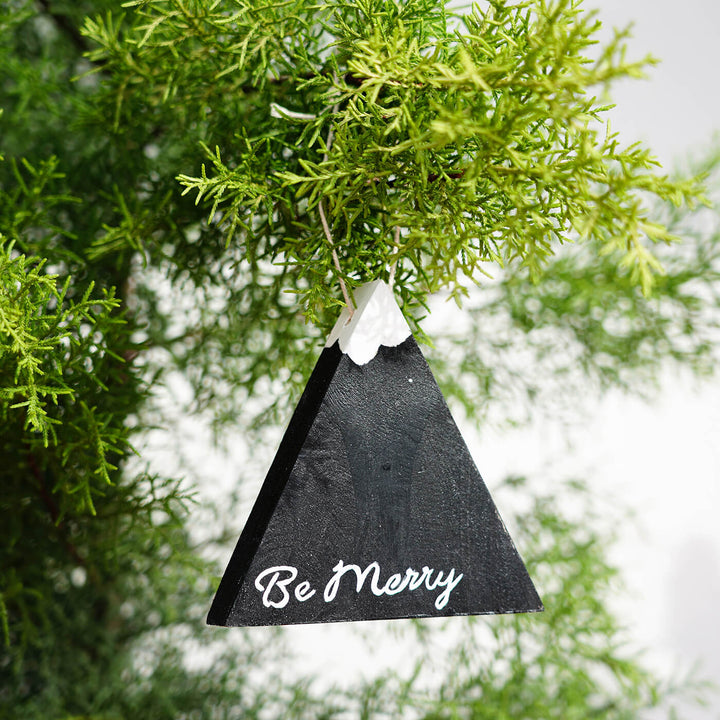 Hand-Painted "Be Merry" Wooden Ornament For Christmas Tree Decoration
