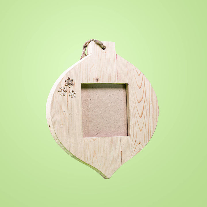 Hand-Painted Poinsettia Leaf Wooden Photo Frame For Christmas Door Decoration