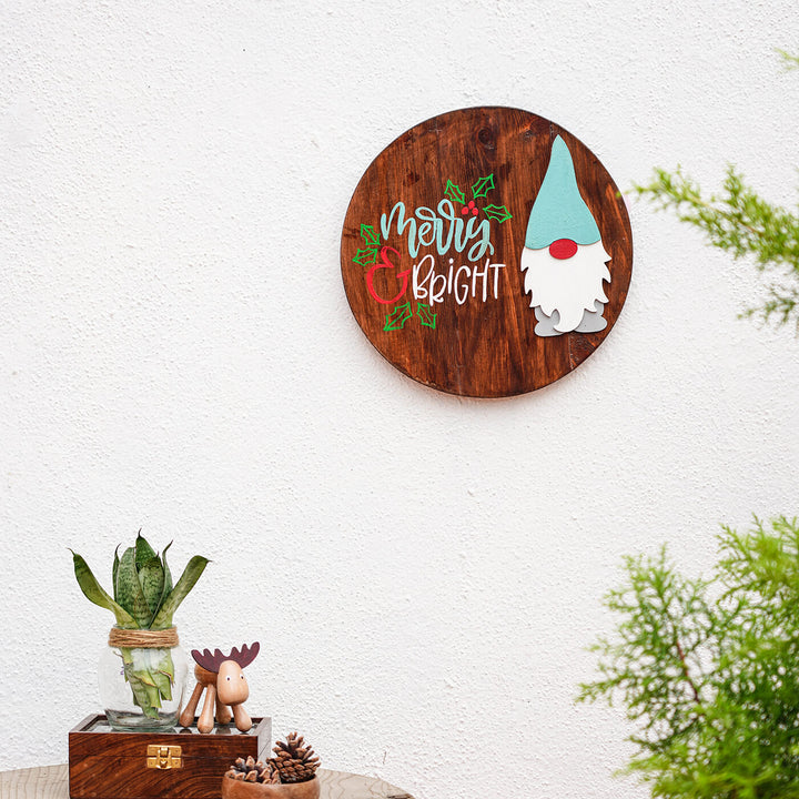 Hand-Painted "Merry & Bright Santa" Wooden Wall Decor For Christmas Wall Decoration
