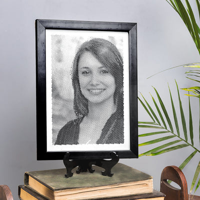 Black & White Portrait With Dotted/Half-tone Effect - Handmade marble