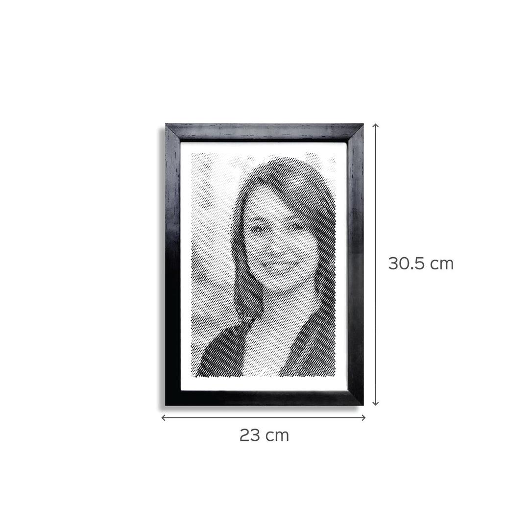 Black & White Portrait With Dotted/Half-tone Effect - Handmade marble