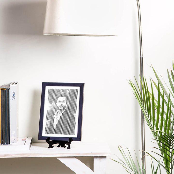 Black & White Retro Style Portrait With Vertical Line Engraving