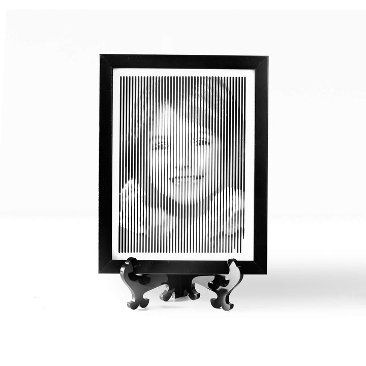 Black & White Elegant Portrait With Vertical Line Engraving