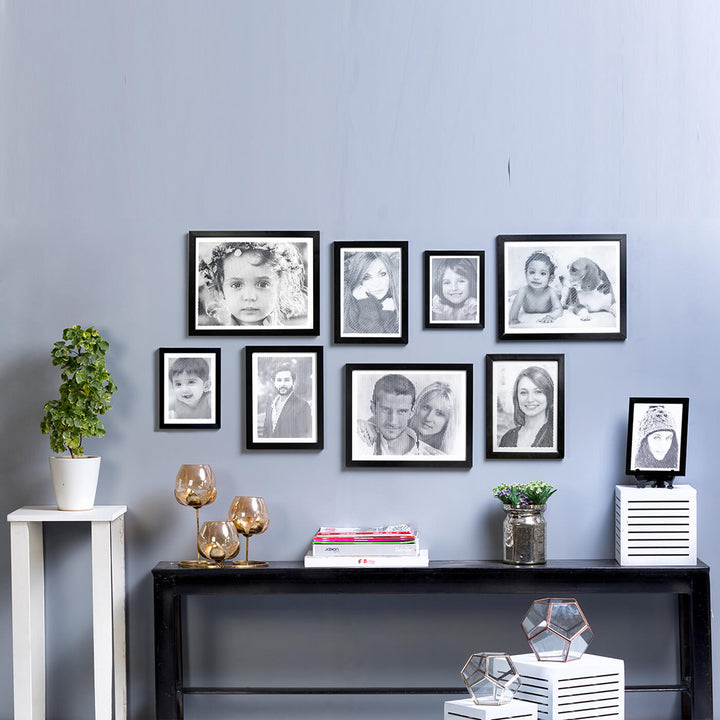 Black & White Portrait With Diagonal Line Engraving