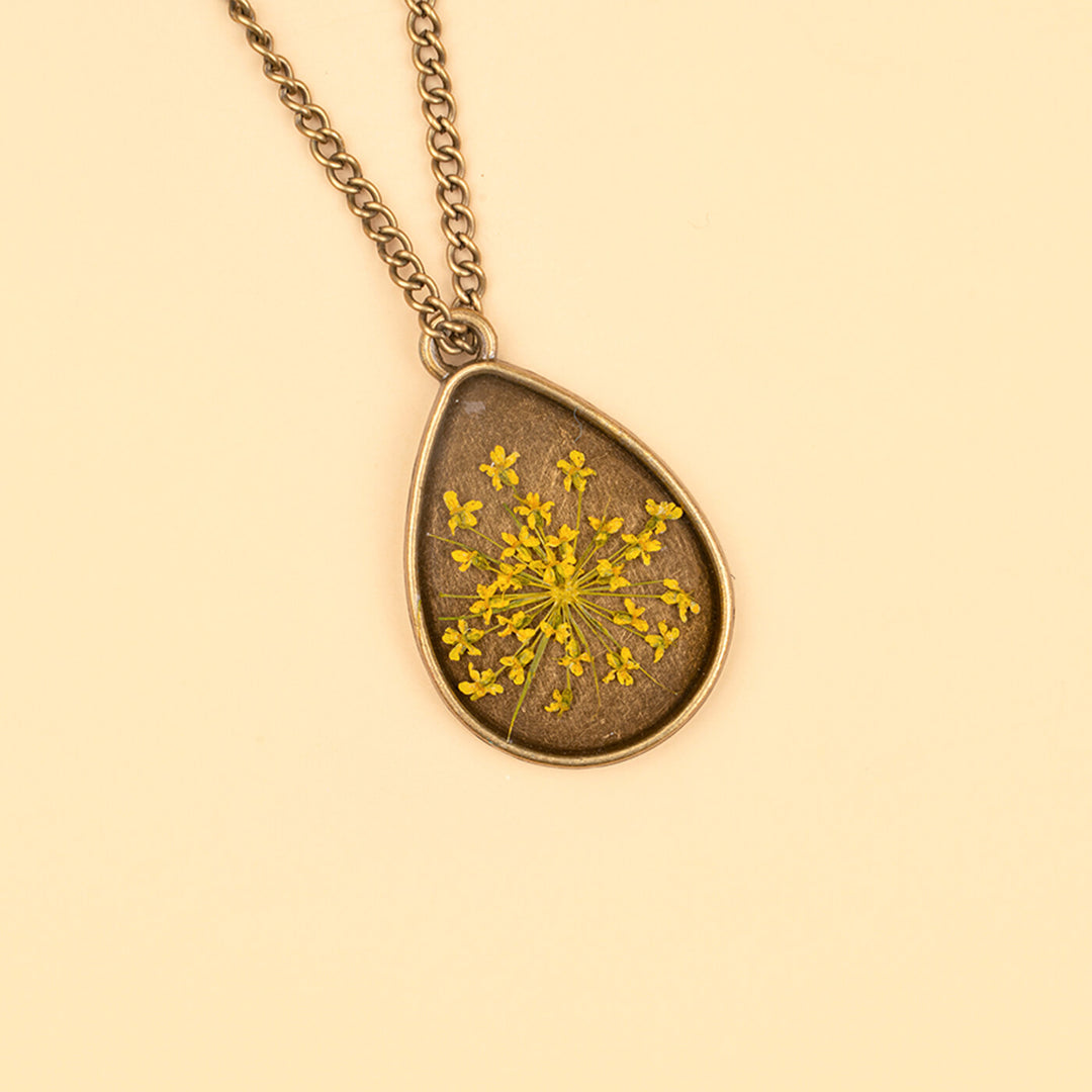 Handcrafted Personalized Pressed Flowers Necklace - Zwende