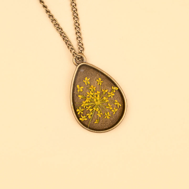 Handcrafted Personalized Pressed Flowers Necklace - Zwende
