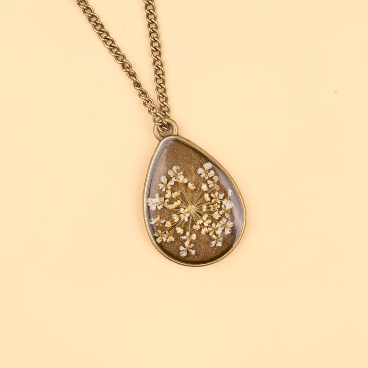 Handcrafted Personalized Pressed Flowers Necklace - Zwende