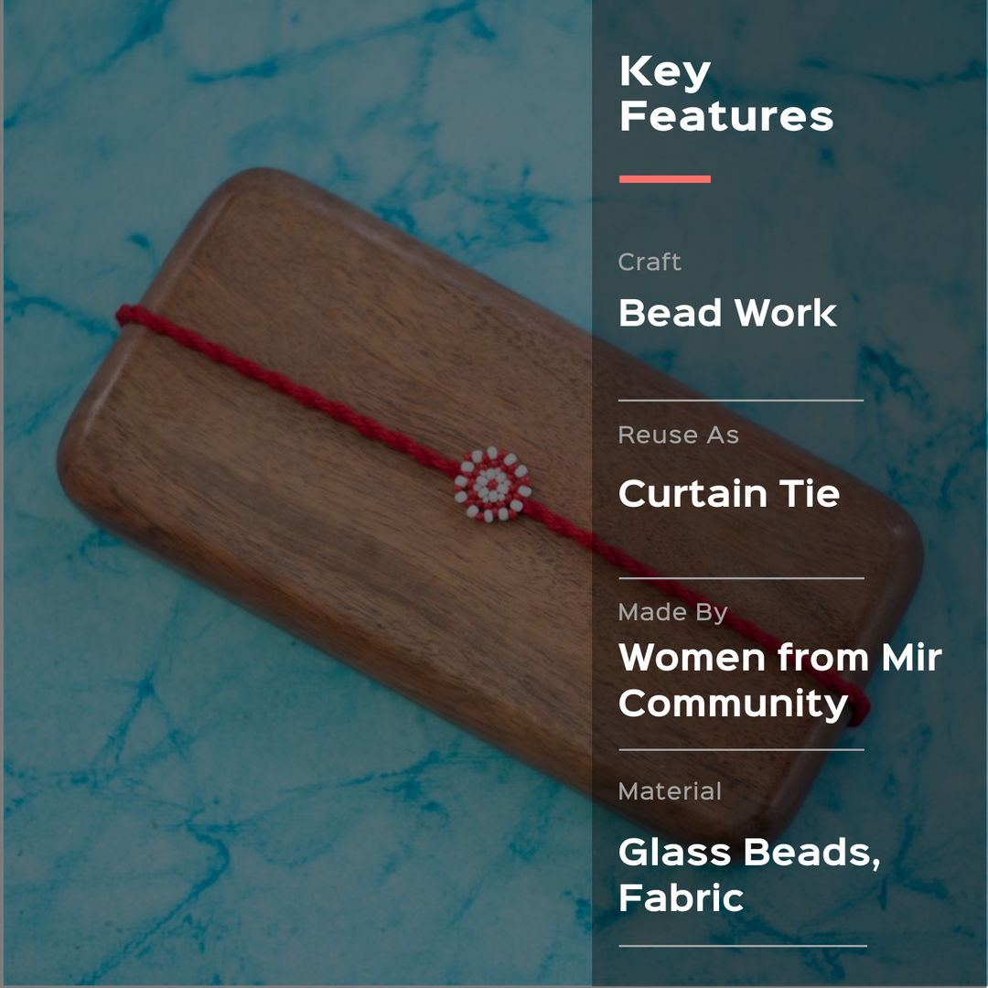 Chaand Collection Glass Beeds Rakhi Red - Text Overlay with Features
