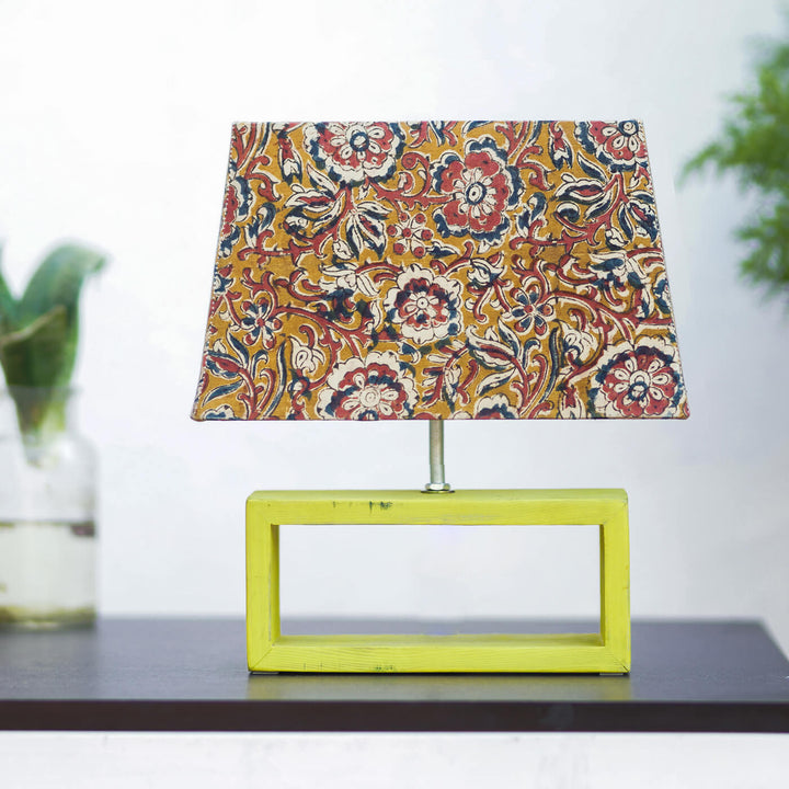 Handcrafted Kalamkari Fabric Lamp