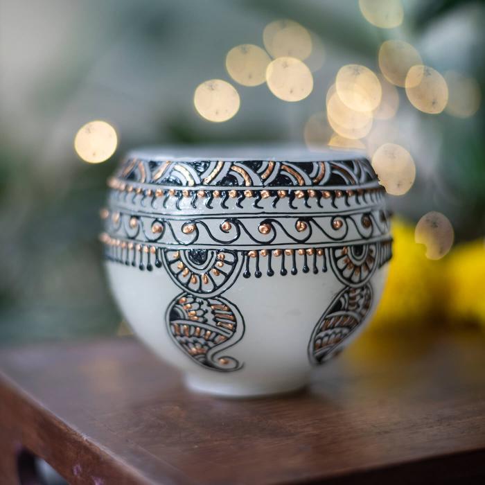 Mehendi Border Art - Bowl Candle - Gold