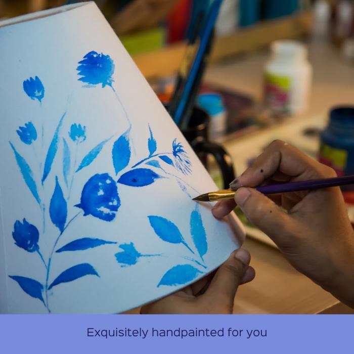Handpainted Empire Tabletop Lamp - Zwende