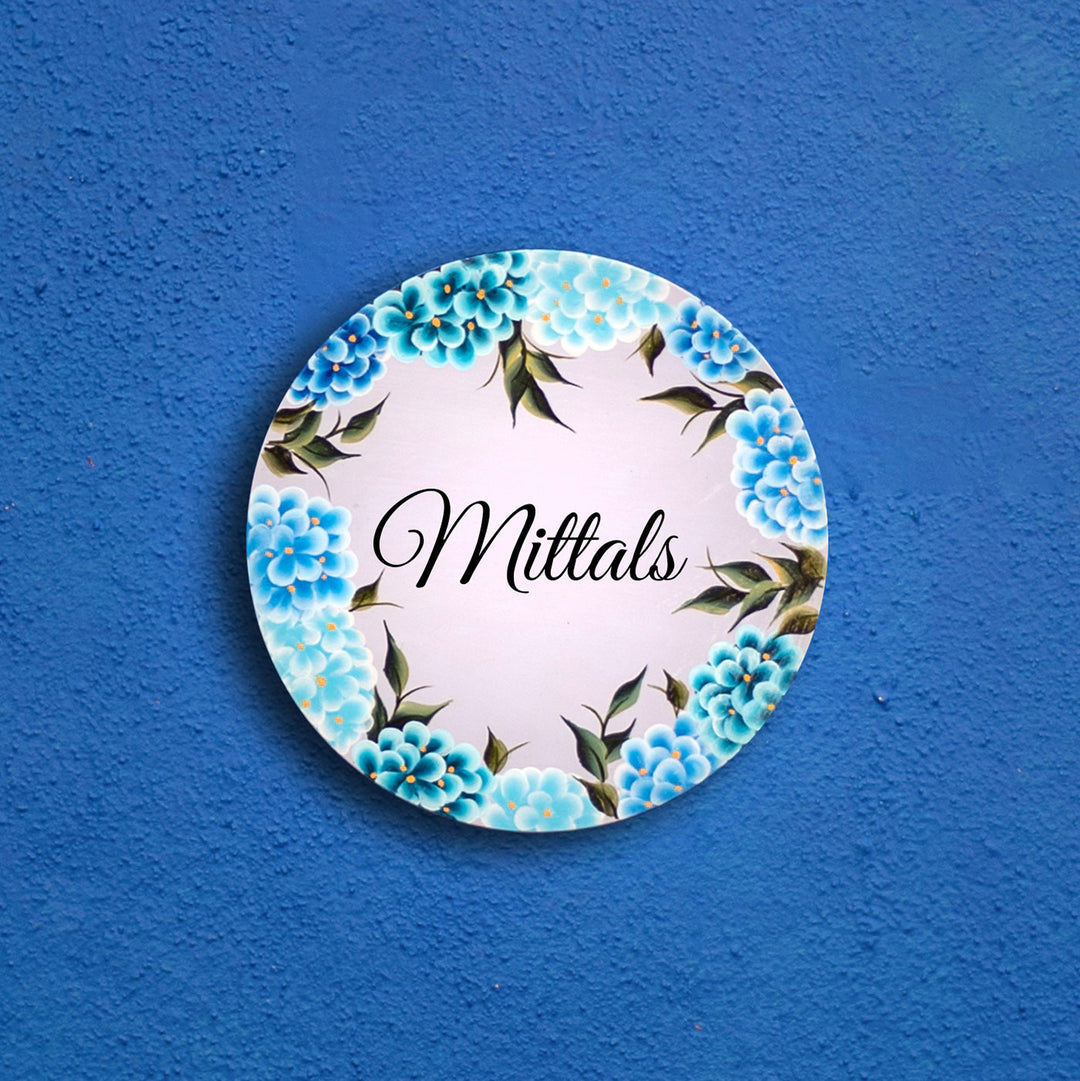 One Stroke Art Circular Nameboard with Family Name